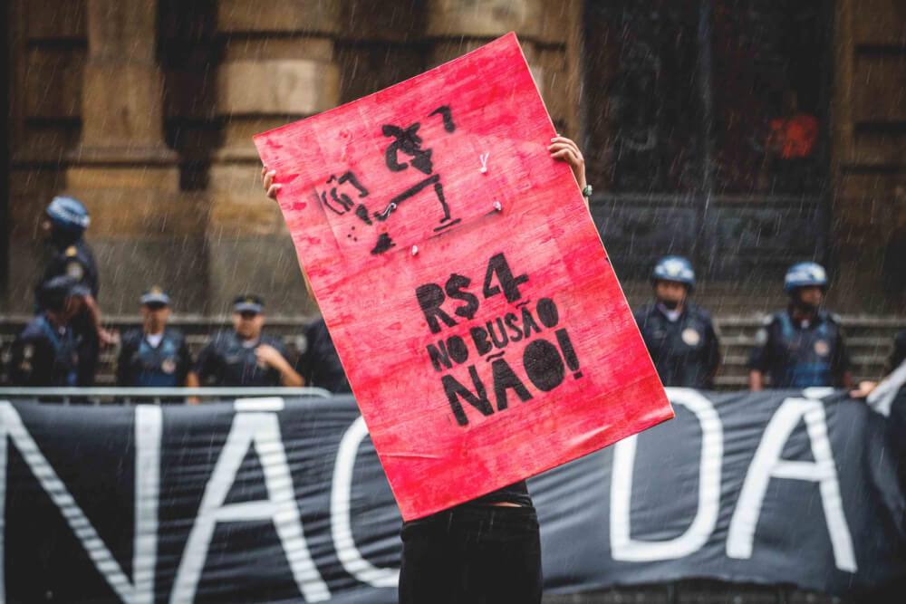 No ato do MPL PM preferiu proteger catracas a proteger cidadãos
