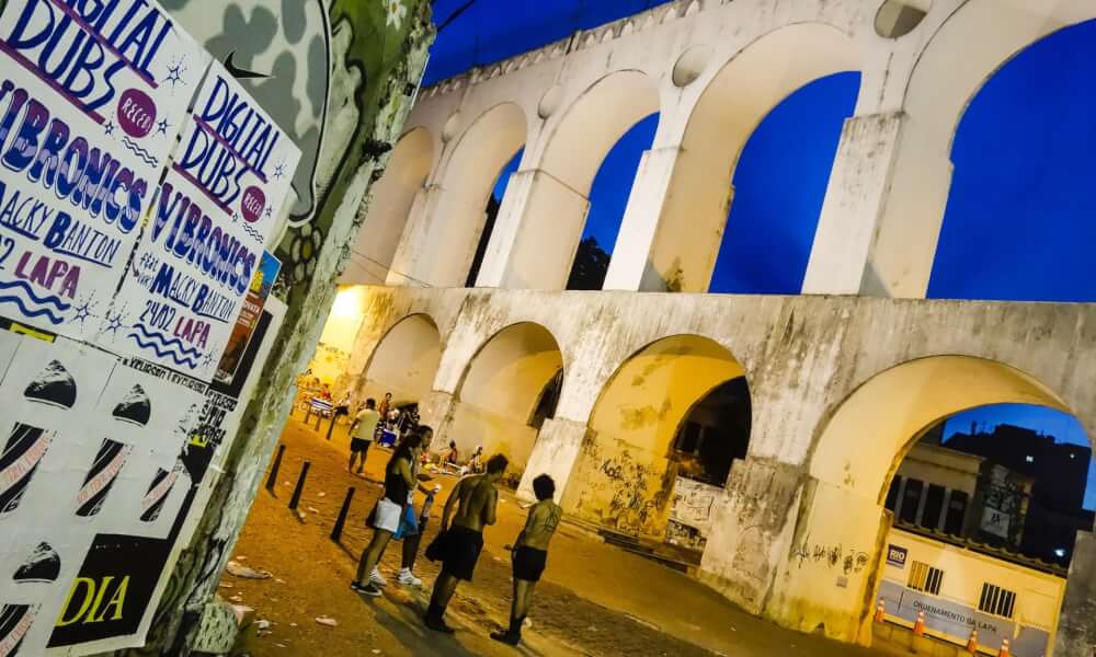 ‘Mais morto que vivo’: fechamento de lendário clube do Rio reflete crise cultural