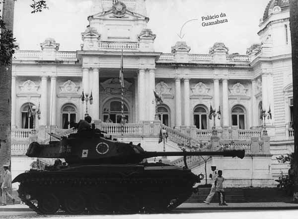 Tropas protegem palácio da guanabara Tropas protegem palácio da guanabara
